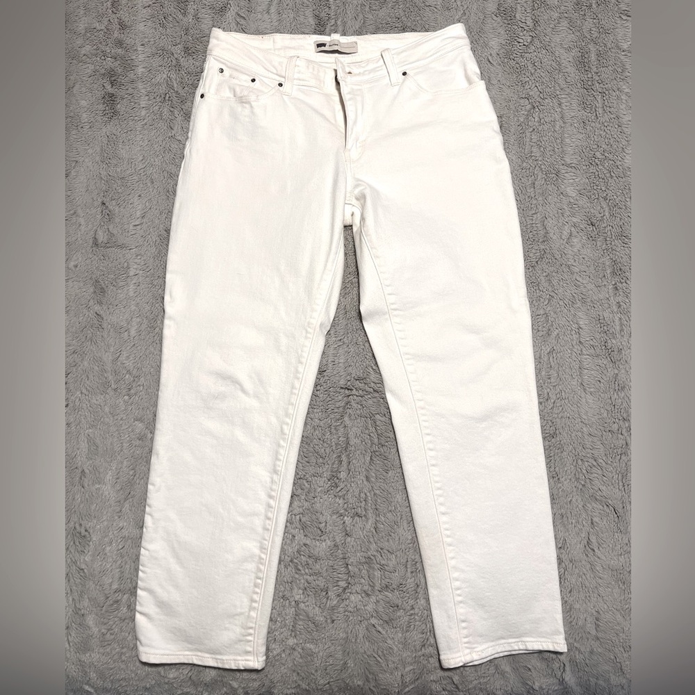 Levi Strauss White Boyfriend Jeans
